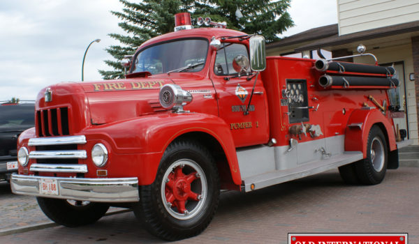 1956-R185-6-FIRE-TRUCK