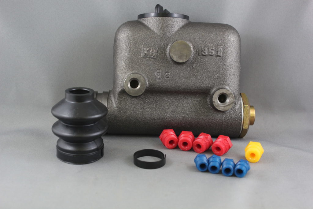 646410R91 | Brake Master Cylinder 1 1/4
