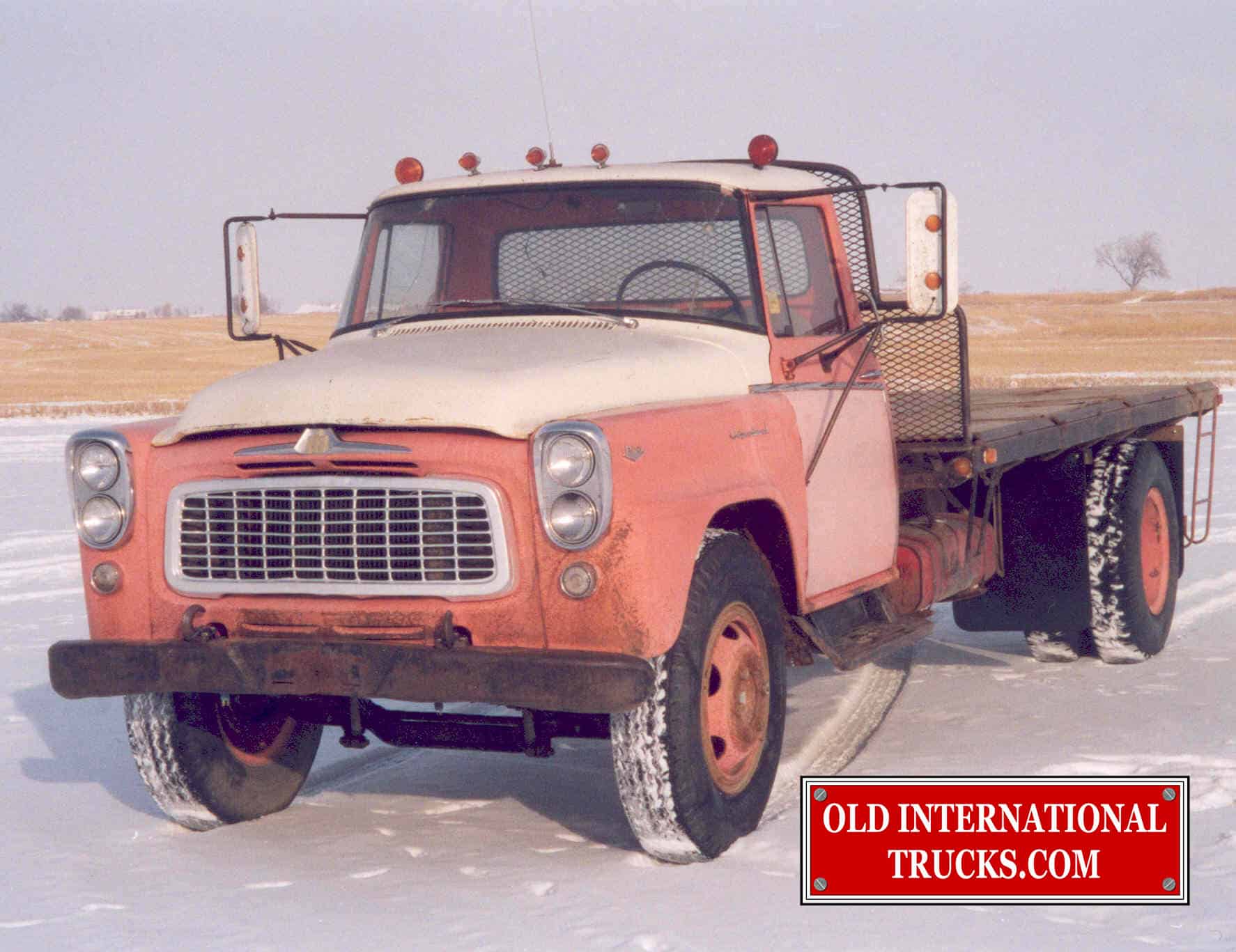 1960 B174 3 TON Sun Down Hank • Old International Truck Parts