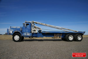 TRUCK IS 40 FEET LONG, 42000 LBS, AND  2 WINCHS  <div class="download-image"><a href="https://oldinternationaltrucks.com/wp-content/uploads/2017/11/DSC02338.jpg" download><i class="fa fa-download"></i> <span class="full-size"></span></a></div>