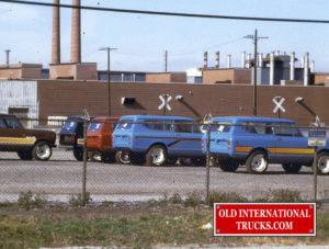 1980 Scouts Outside of Fort Wayne Factory <div class="download-image"><a href="https://oldinternationaltrucks.com/wp-content/uploads/2018/04/1980-SCOUTS-OUSIDE-FORT-WAYNE-FACTORY.jpg" download><i class="fa fa-download"></i> <span class="full-size"></span></a></div>