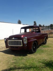 Miguely Mayra Cortes 1960 B100 <div class="download-image"><a href="https://oldinternationaltrucks.com/wp-content/uploads/2022/01/Miguely-Mayra-Cortes.jpg" download><i class="fa fa-download"></i> <span class="full-size"></span></a></div>